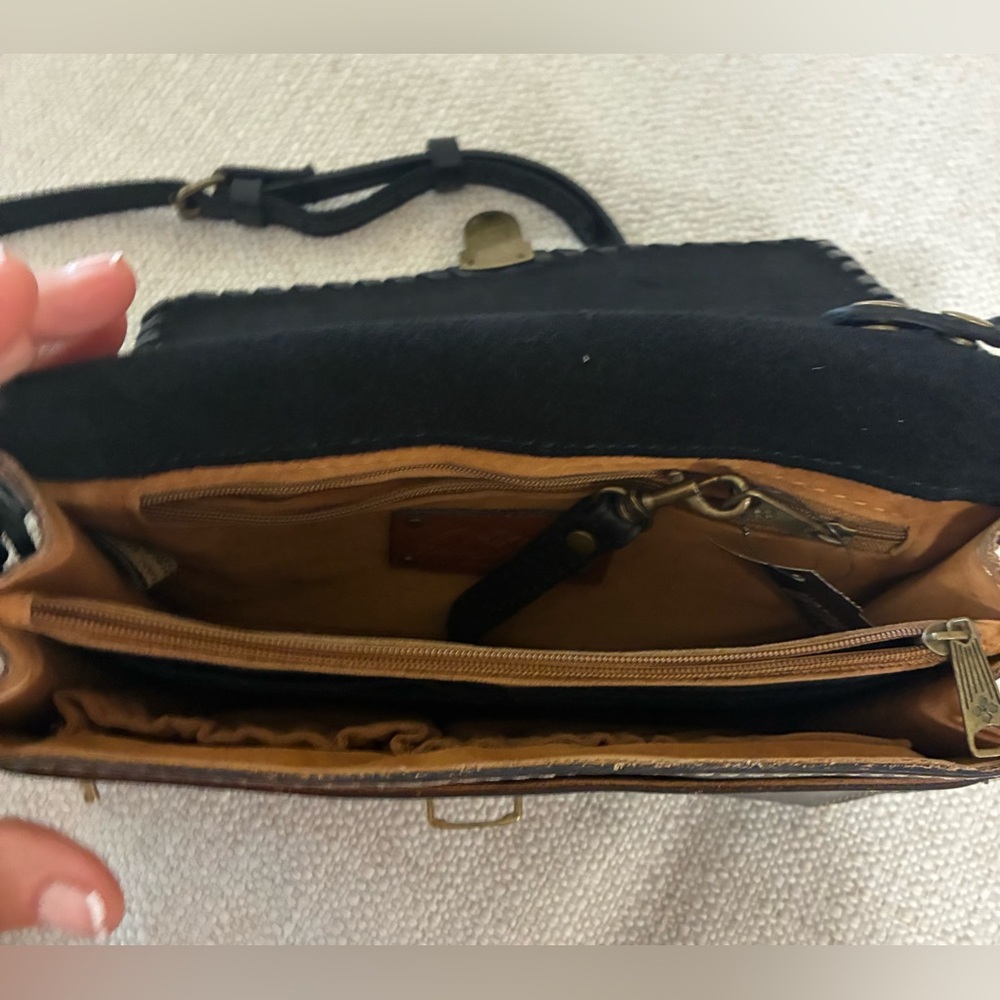 Patricia Nash EUC Liana crossbody bag in a floral print leather - Picture 14 of 16